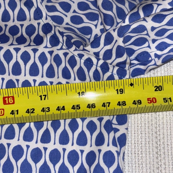 Talbots Blue and White Geometric Non Iron Button Down Shirt Size 8 - Picture 7 of 9